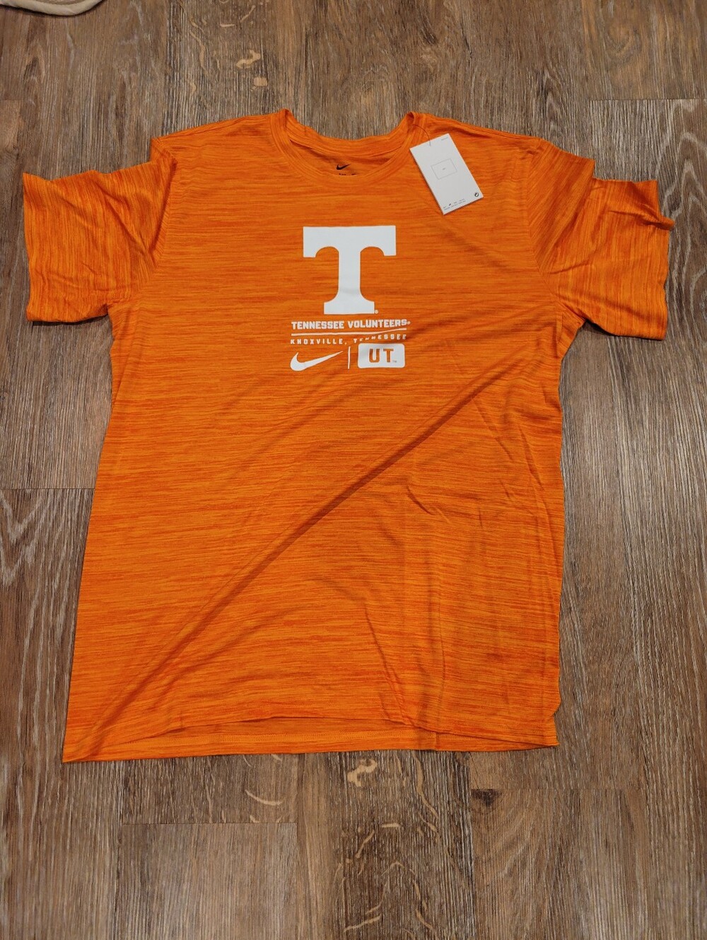 NWT Mens (L) Nike Drifit University Of Tennessee Volunteers Tshirt Orange